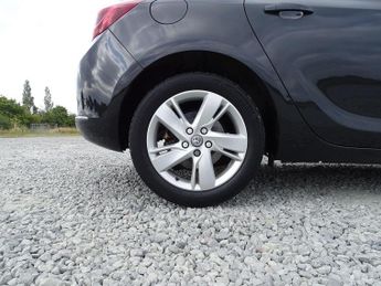 Vauxhall Astra 2.0 CDTi SRi Auto Euro 5 5dr