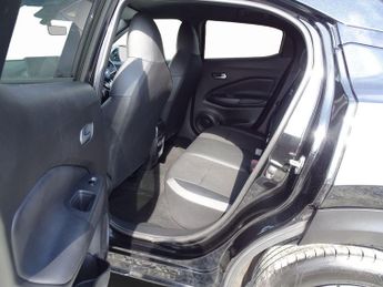 Nissan Juke 1.6 N-Connecta Auto Euro 6 5dr