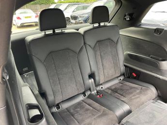 Audi Q7 3.0 TDI V6 S line Tiptronic quattro Euro 6 (s/s) 5dr