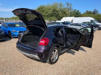 Mercedes-Benz GLA 2.1 GLA220d AMG Line (Premium) 7G-DCT 4MATIC Euro 6 (s/s) 5dr