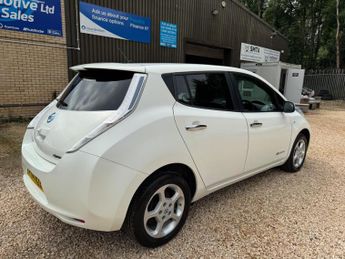 Nissan Leaf 24kWh Acenta Auto 5dr