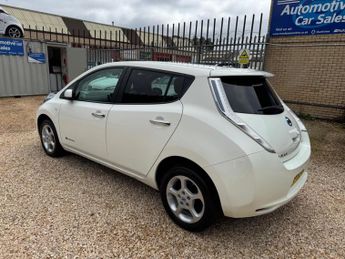 Nissan Leaf 24kWh Acenta Auto 5dr