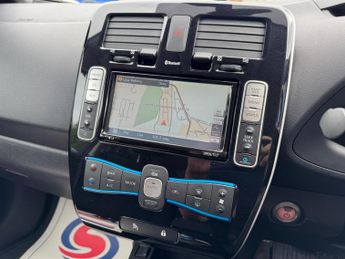 Nissan Leaf 24kWh Acenta Auto 5dr