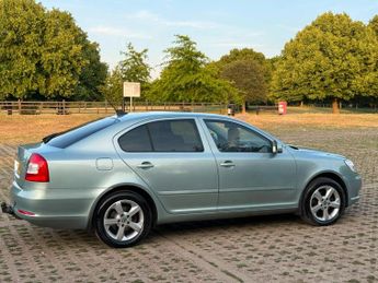 Skoda Octavia 1.4 TSI SE Hatchback 5dr Petrol DSG Euro 5 (122 ps)
