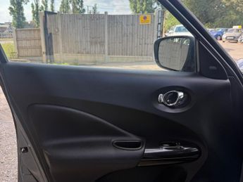 Nissan Juke 1.6 Tekna XTRON Euro 6 5dr