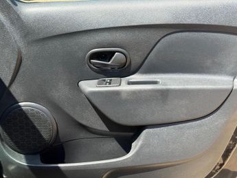 Dacia Sandero 1.0 SCe Ambiance Euro 6 5dr