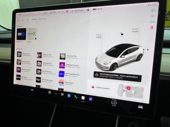 Tesla Model 3 Standard Range Plus Auto RWD 4dr