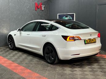 Tesla Model 3 Standard Range Plus Auto RWD 4dr