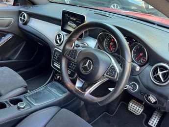 Mercedes-Benz CLA 1.6 CLA180 AMG Line Coupe 7G-DCT Euro 6 (s/s) 4dr