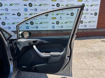 Ford Fiesta 1.25 Zetec 5dr