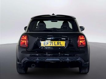 MINI Hatch 1.5 Cooper Sport Hatchback 3dr Petrol Manual Euro 6 (s/s) (136 p