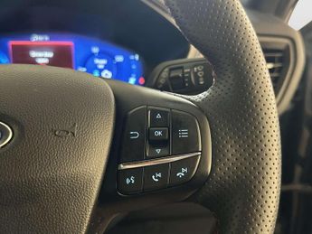 Ford Kuga 2.5 EcoBoost Duratec 14.4kWh ST-Line SUV 5dr Petrol Plug-in Hybr