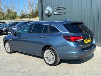 Vauxhall Astra 1.6 CDTi Elite Nav Sports Tourer Auto Euro 6 5dr