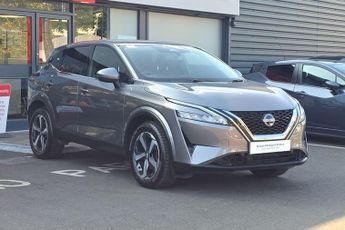 Nissan Qashqai 1.3 DiG-T MH N-Connecta 5dr