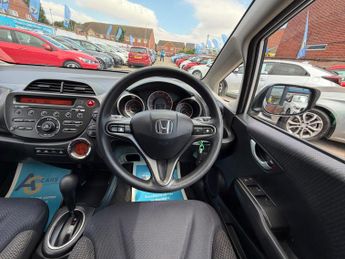 Honda Jazz 1.4 i-VTEC ES Hatchback 5dr Petrol CVT Euro 5 (99 ps)
