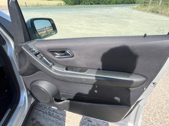 Mercedes-Benz A Class 1.5 A160 Classic SE CVT 5dr