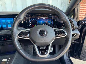 Volkswagen Golf 1.5 eTSI MHEV R-Line DSG Euro 6 (s/s) 5dr