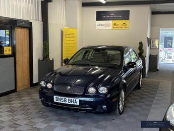 Jaguar X-Type 2.2D DPF S Saloon 4dr Diesel Automatic (184 g/km, 143 bhp)