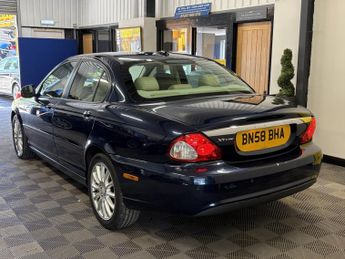 Jaguar X-Type 2.2D DPF S Saloon 4dr Diesel Automatic (184 g/km, 143 bhp)