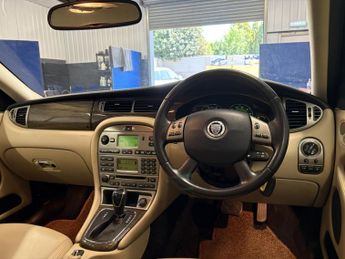 Jaguar X-Type 2.2D DPF S Saloon 4dr Diesel Automatic (184 g/km, 143 bhp)
