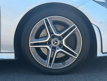 Mercedes-Benz CLA 2.0 CLA220d AMG Line (Premium 2) Coupe 8G-DCT Euro 6 (s/s) 4dr