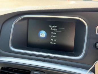 Volvo V40 1.6 D2 R-Design Lux Nav Euro 5 (s/s) 5dr