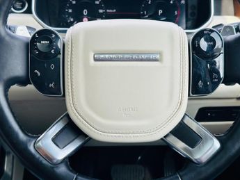 Land Rover Range Rover 3.0 SD V6 Autobiography Auto 4WD Euro 6 (s/s) 5dr