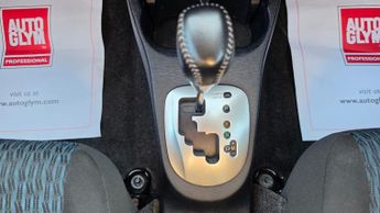 Toyota Yaris 1.33 Dual VVT-i TR Multidrive S Euro 5 5dr
