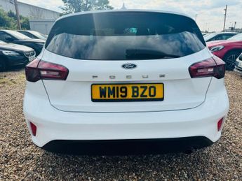Ford Focus 1.0T EcoBoost Zetec Auto Euro 6 (s/s) 5dr