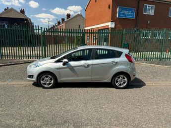 Ford Fiesta 1.0T EcoBoost Zetec Euro 5 (s/s) 5dr