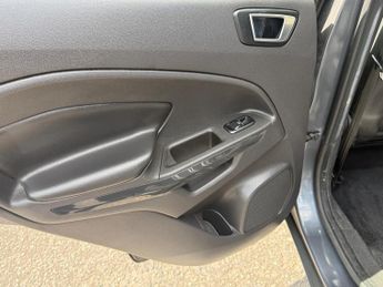 Ford EcoSport 1.0T EcoBoost Titanium 2WD Euro 5 (s/s) 5dr