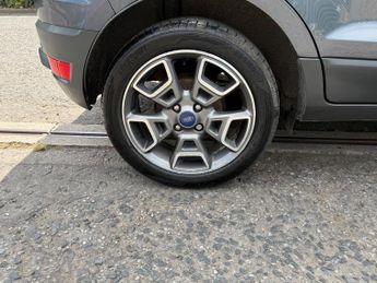Ford EcoSport 1.0T EcoBoost Titanium 2WD Euro 5 (s/s) 5dr