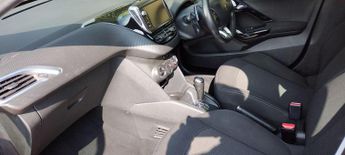 Peugeot 208 1.2 PureTech Active Hatchback 5dr Petrol ETG Euro 6 (s/s) (82 ps