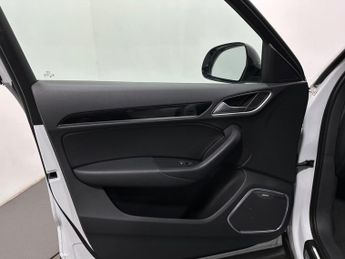 Audi Q3 1.4 TFSI CoD Black Edition S Tronic Euro 6 (s/s) 5dr