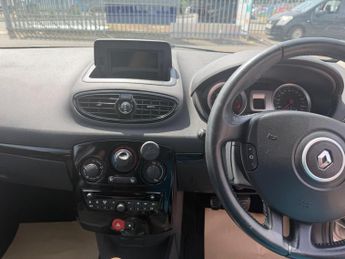 Renault Clio 1.2 Dynamique TomTom Euro 5 5dr