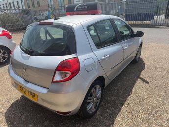 Renault Clio 1.2 Dynamique TomTom Euro 5 5dr