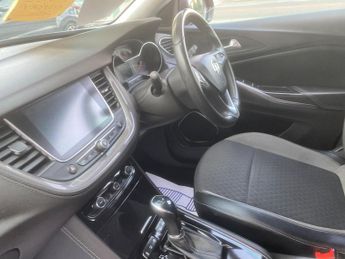 Vauxhall Grandland X 1.6 Turbo D BlueInjection Sport Nav Auto Euro 6 (s/s) 5dr