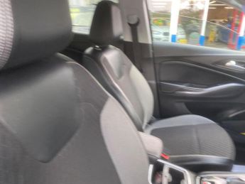 Vauxhall Grandland X 1.6 Turbo D BlueInjection Sport Nav Auto Euro 6 (s/s) 5dr