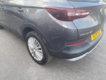 Vauxhall Grandland X 1.6 Turbo D BlueInjection Sport Nav Auto Euro 6 (s/s) 5dr