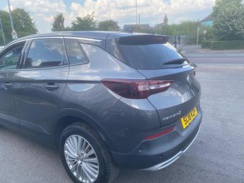Vauxhall Grandland X 1.6 Turbo D BlueInjection Sport Nav Auto Euro 6 (s/s) 5dr