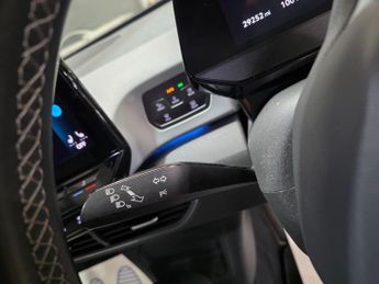 Volkswagen ID.3 Pure Performance 45kWh Style Auto 5dr