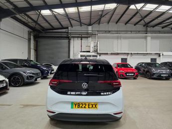 Volkswagen ID.3 Pure Performance 45kWh Style Auto 5dr