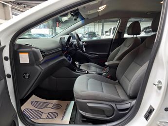 Hyundai IONIQ 1.6 h-GDi Premium DCT Euro 6 (s/s) 5dr