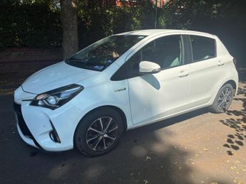 Toyota Yaris 1.5 VVT-h Icon Tech E-CVT Euro 6 (s/s) 5dr