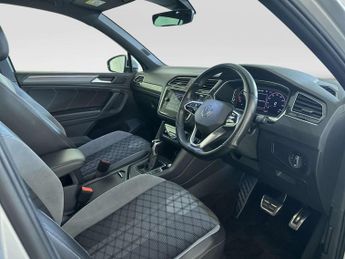 Volkswagen Tiguan 1.5 TSI R-Line SUV 5dr Petrol DSG Euro 6 (s/s) (150 ps)