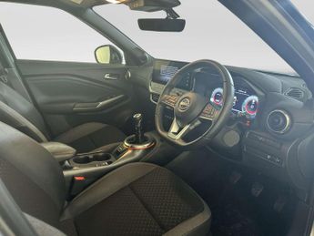 Nissan Juke 1.0 DIG-T N-Connecta SUV 5dr Petrol Manual Euro 6 (s/s) (114 ps)