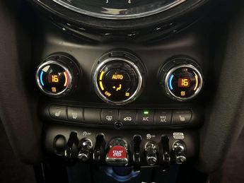 MINI Hatch 2.0 John Cooper Works Hatchback 3dr Petrol Steptronic Euro 6 (s/