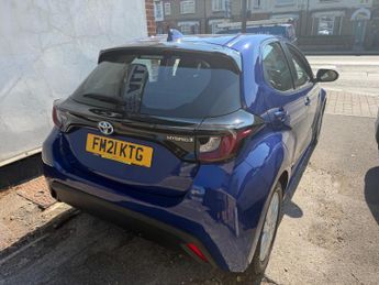 Toyota Yaris 1.5 VVT-h Icon E-CVT Euro 6 (s/s) 5dr