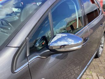 Peugeot 2008 1.6 e-HDi Crossway Euro 5 (s/s) 5dr
