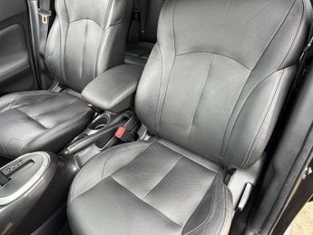 Nissan Juke 1.6 Tekna XTRON Euro 6 5dr